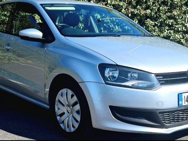 Volkswagen Polo Hatchback, Petrol, 2014, Silver