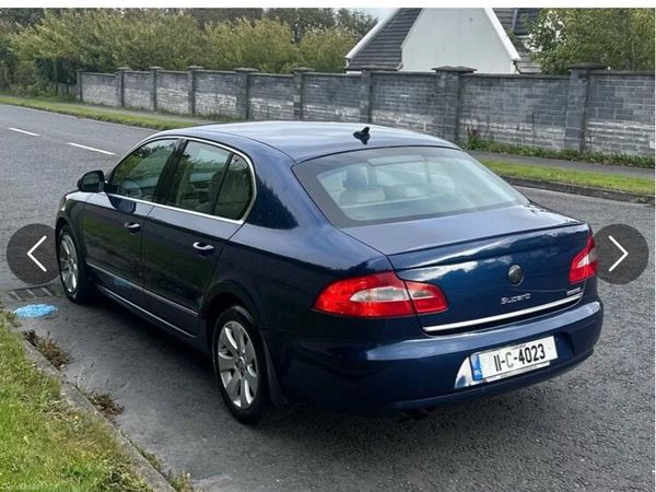 Skoda Superb Saloon, Diesel, 2011, Blue