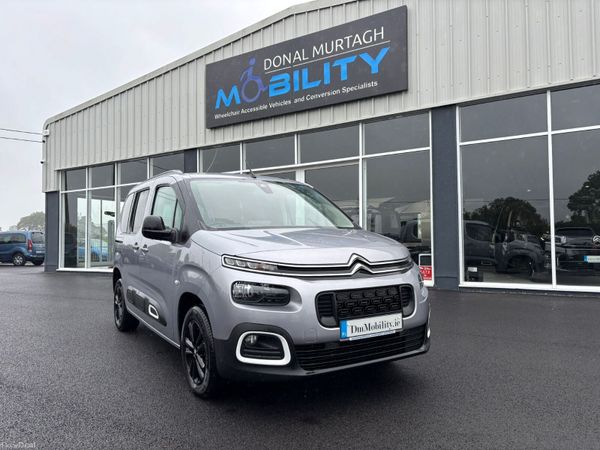 Citroen Berlingo Multispace MPV, Diesel, 2024, Silver