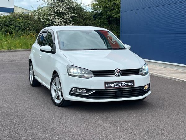 Volkswagen Polo Hatchback, Petrol, 2017, White