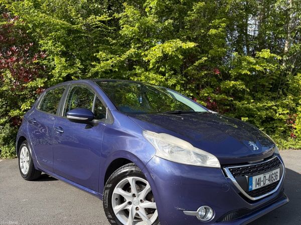 Peugeot 208 Hatchback, Petrol, 2014, Blue