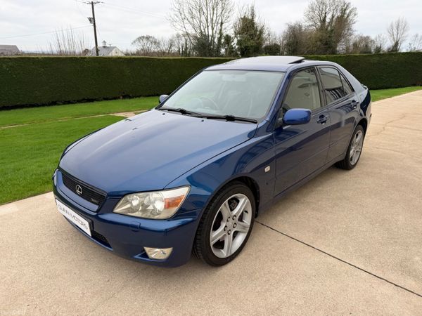 Lexus IS Saloon, Petrol, 2004, Blue