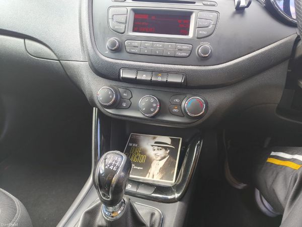 Kia Ceed Hatchback, Petrol, 2017, Black