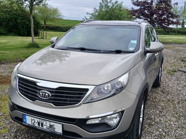 Kia Sportage SUV, Diesel, 2012, Silver