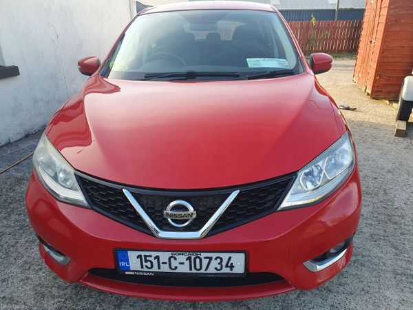 Nissan Pulsar Hatchback, Petrol, 2015, Red