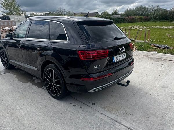 Audi Q7 SUV, Diesel Plug-in Hybrid, 2018, Black