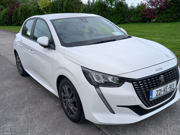 Peugeot 208 Hatchback, Diesel, 2022, White