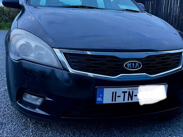 Kia Ceed Hatchback, Diesel, 2011, Black