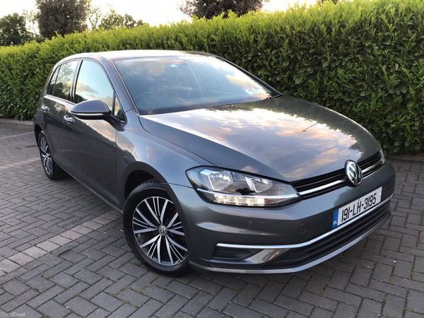 Volkswagen Golf Hatchback, Petrol, 2019, Grey