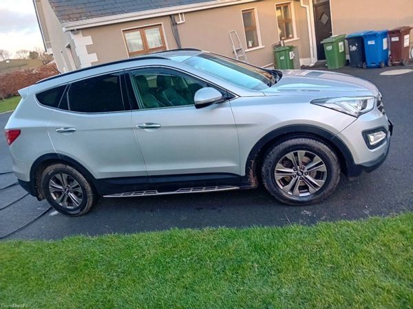 Hyundai Santa Fe SUV, Diesel, 2016, Silver