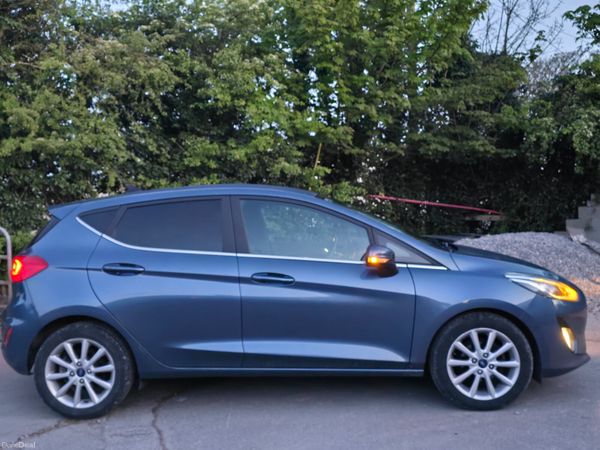 Ford Fiesta Hatchback, Diesel, 2019, Blue