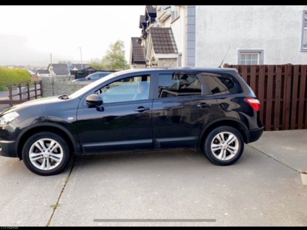 Nissan Qashqai+2 MPV, Diesel, 2012, Black