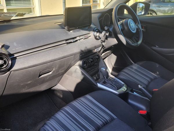 Mazda Demio MPV, Petrol, 2017, Silver