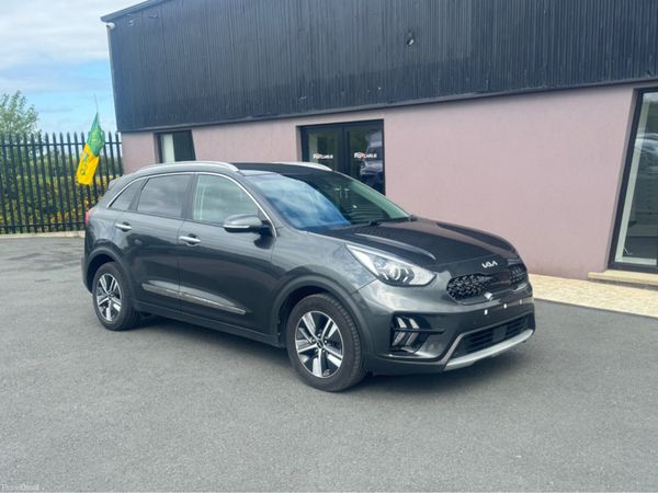 Kia Niro Estate, Petrol Hybrid, 2022, Grey
