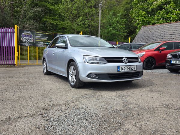 Volkswagen Jetta Saloon, Diesel, 2014, Silver