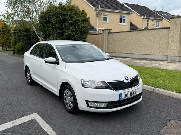 Skoda Rapid Saloon, Petrol, 2016, White