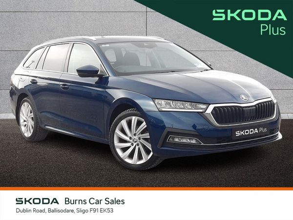 Skoda Octavia Estate, Petrol, 2023, Blue