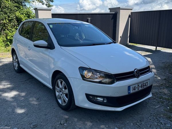 Volkswagen Polo Hatchback, Petrol, 2014, White