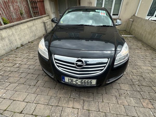 Opel Insignia MPV, Diesel, 2013, Black