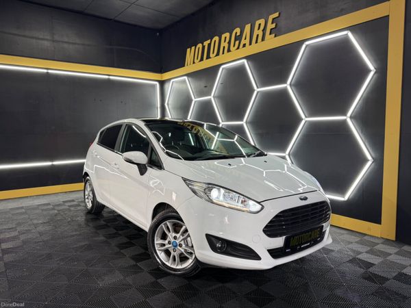 Ford Fiesta Hatchback, Petrol, 2016, White
