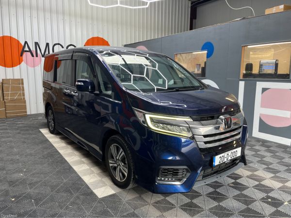 Honda Stepwagon MPV, Petrol Hybrid, 2020, Blue