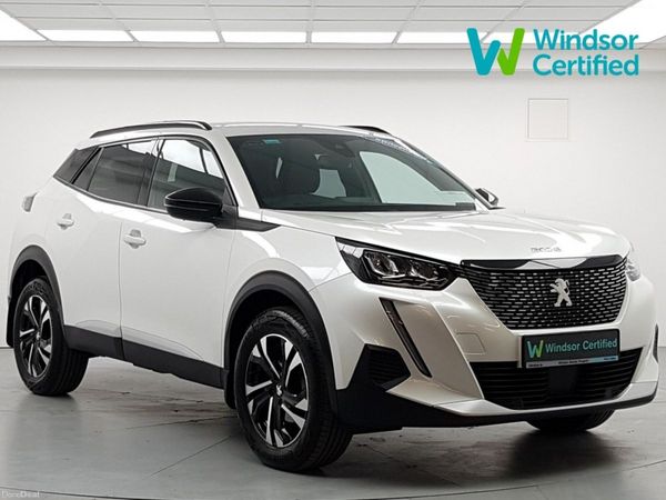 Peugeot 2008 MPV, Petrol, 2023, White
