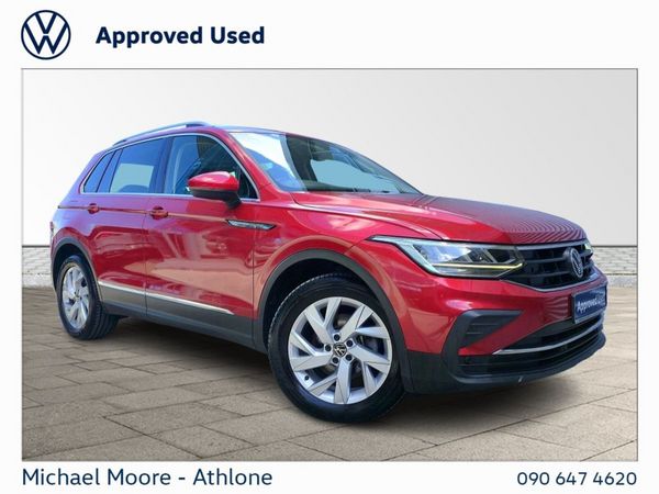 Volkswagen Tiguan SUV, Diesel, 2023, Red