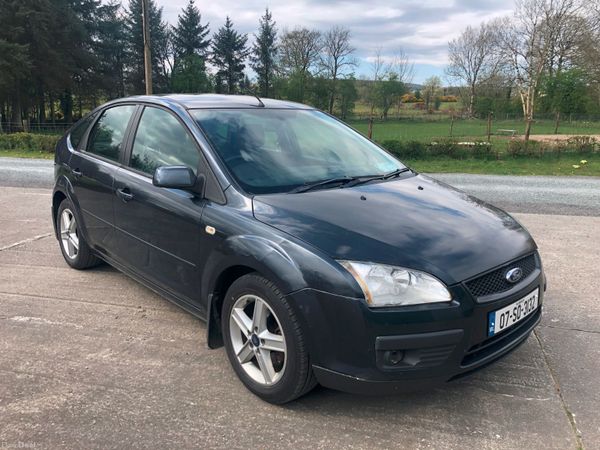 Ford Focus Hatchback, Petrol, 2007, Grey