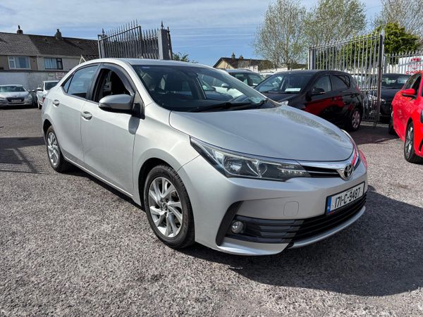 Toyota Corolla Saloon, Diesel, 2017, Grey