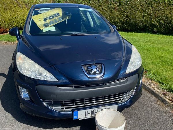 Peugeot 308 Hatchback, Diesel, 2011, Blue