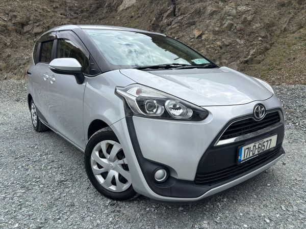 Toyota Sienta MPV, Petrol, 2017, Silver