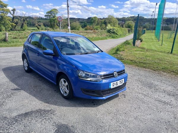 Volkswagen Polo Hatchback, Petrol, 2012, Blue