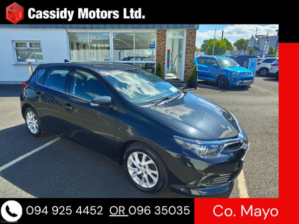 Toyota Auris Hatchback, Diesel, 2018, Black