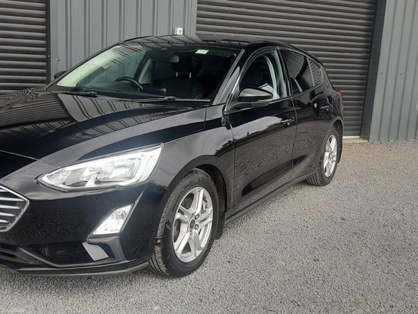 Ford Focus Hatchback, Petrol, 2019, Black