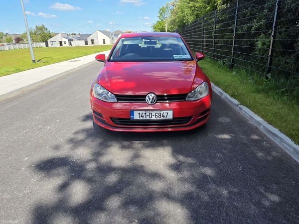 Volkswagen Golf Estate, Petrol, 2014, Red