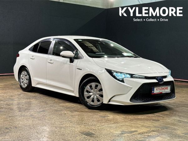 Toyota Corolla Saloon, Petrol Hybrid, 2020, White