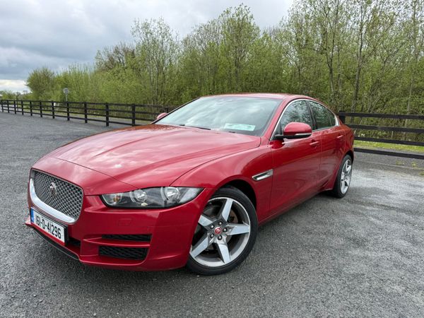 Jaguar XE Saloon, Diesel, 2016, Red