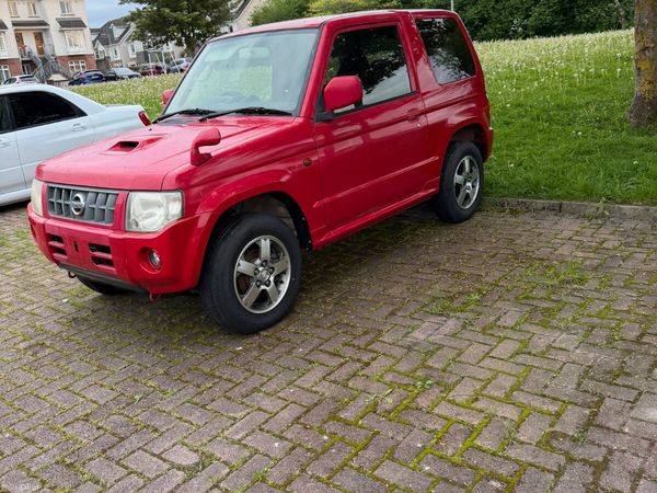 Mitsubishi Pajero Junior SUV, Petrol, 2009, Red