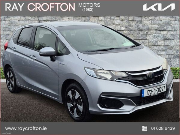 Honda Fit Hatchback, Petrol Hybrid, 2017, Silver