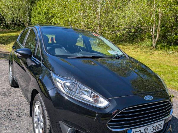 Ford Fiesta Hatchback, Petrol, 2016, Black