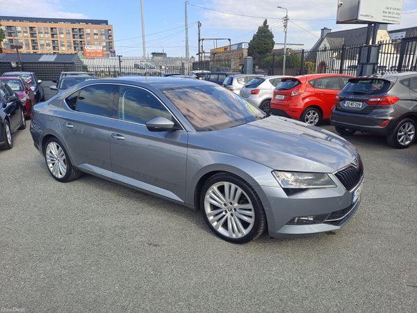 Skoda Superb Hatchback, Diesel, 2017, Grey