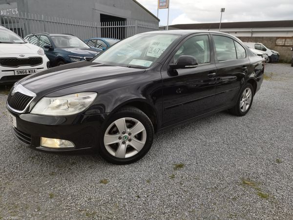 Skoda Octavia Saloon, Diesel, 2013, Black