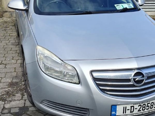Opel Insignia Saloon, Diesel, 2011, Silver
