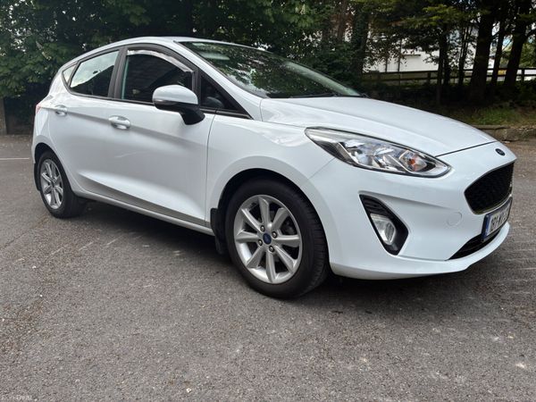 Ford Fiesta Hatchback, Petrol, 2018, White