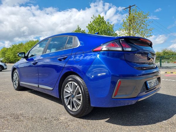 Hyundai IONIQ Hatchback, Electric, 2020, Blue