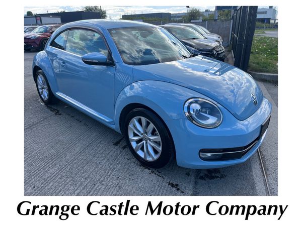 Volkswagen Beetle Hatchback, Petrol, 2013, Blue