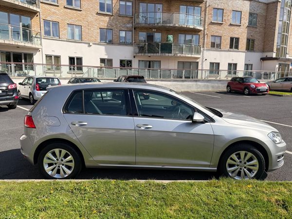 Volkswagen Golf Estate, Petrol, 2015, Silver