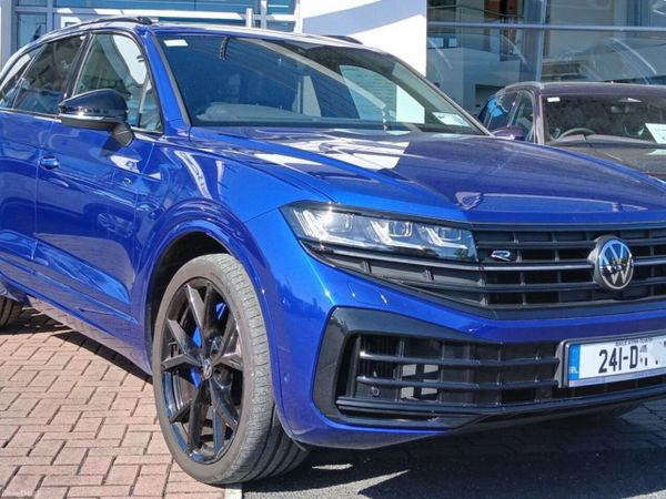 Volkswagen Touareg SUV, Petrol Plug-in Hybrid, 2024, Blue
