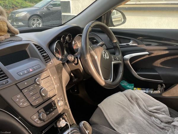 Opel Insignia Hatchback, Diesel, 2015, Grey