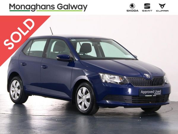 Skoda Fabia Hatchback, Petrol, 2016, Blue